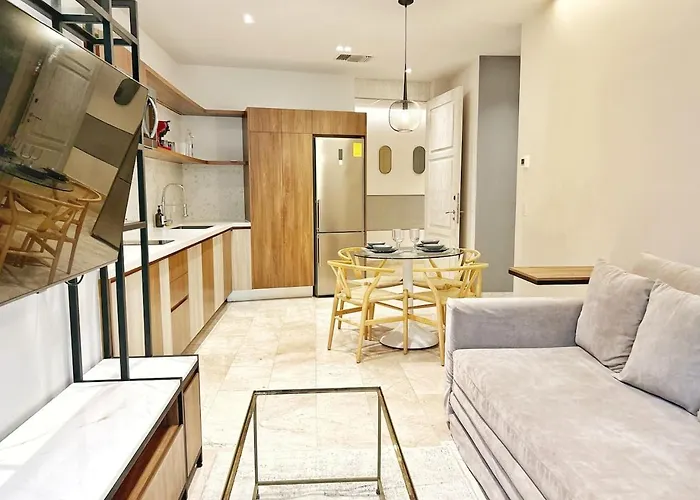 Apartamento Acogedor Y Lujoso 1bd A Pasos Del Mar Y 5ta Av *